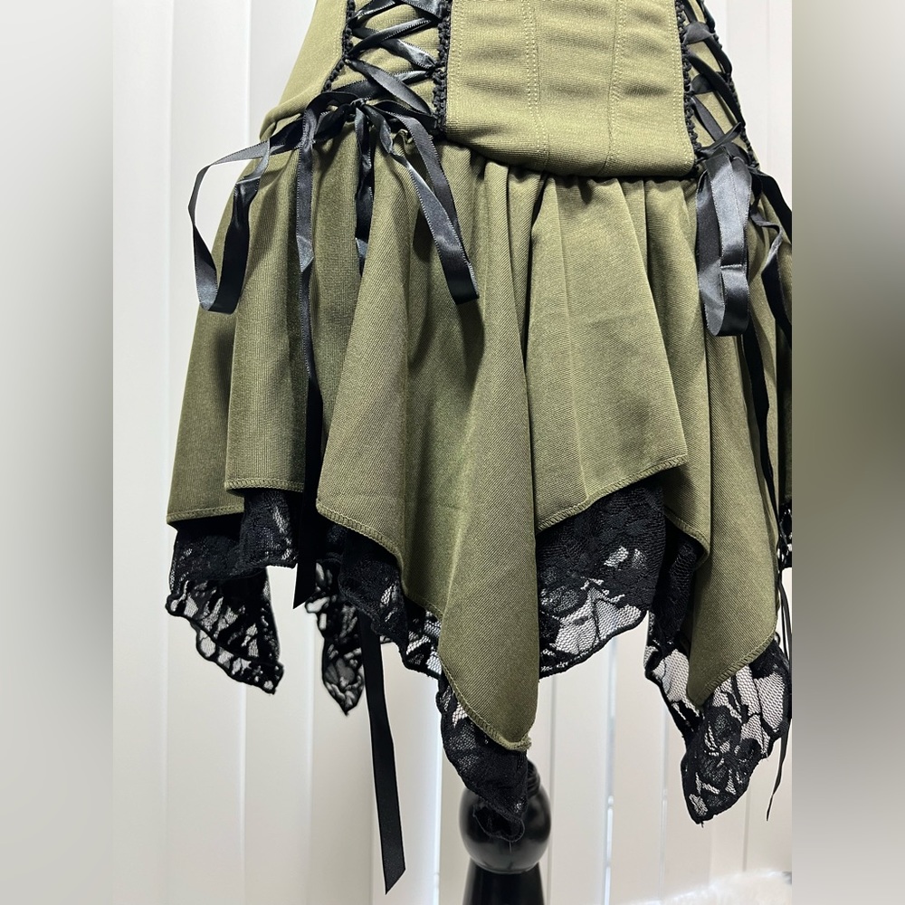 💔SOLD💔CURRENT MOOD Lost Tales Corset Mini Dress Handkerchief Hem Lace Trim - Picture 5 of 14